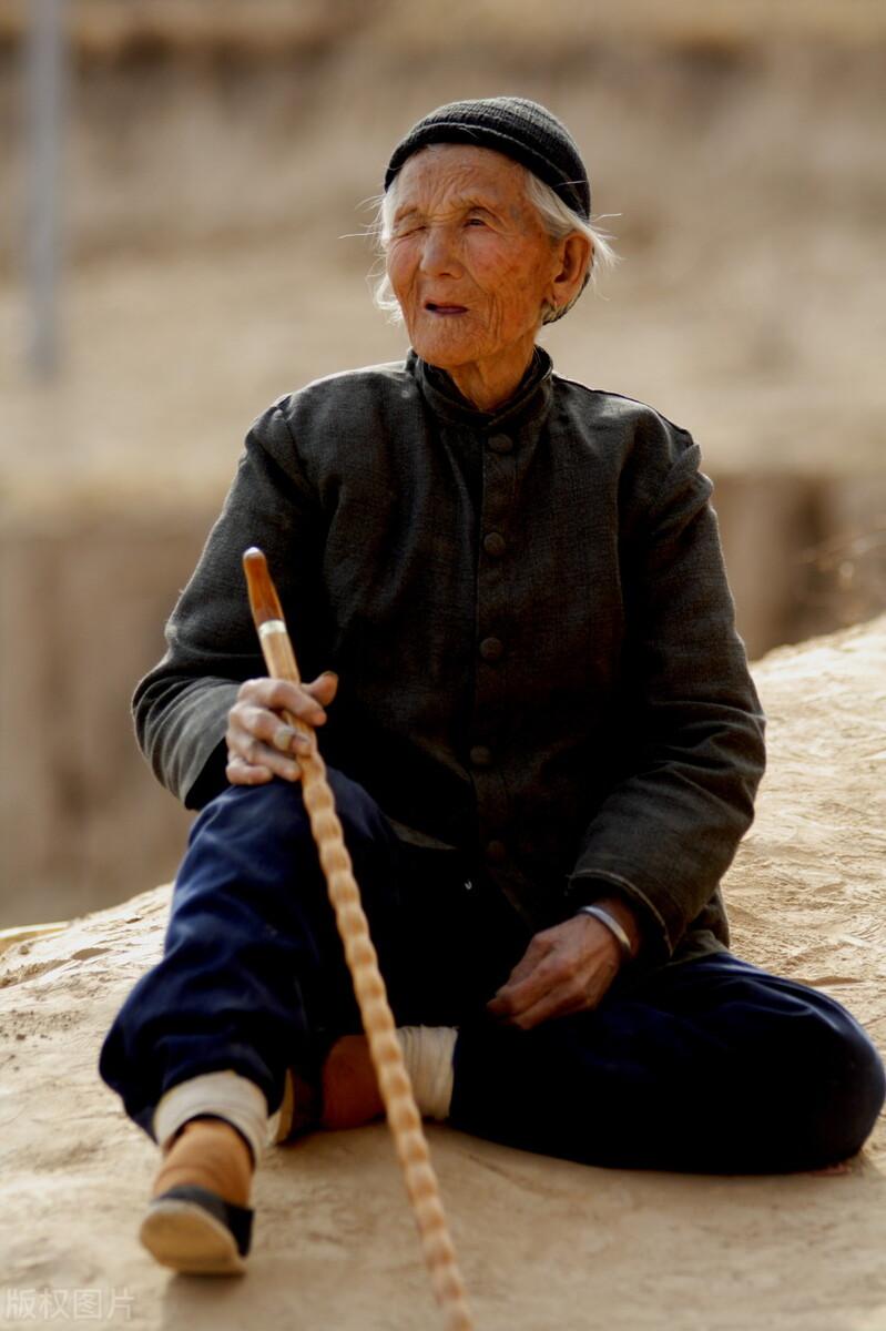 最新金色泰山沂蒙山烟，自然与人文交融之美的独特品味